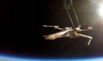 Fãs lançam X-Wing na estratosfera