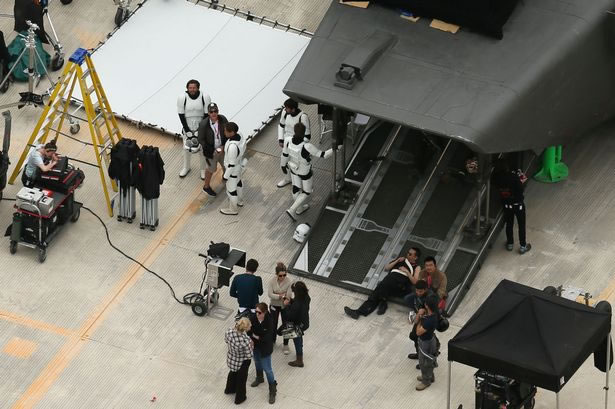 star-wars-rogue-one-set-08ago2015_02