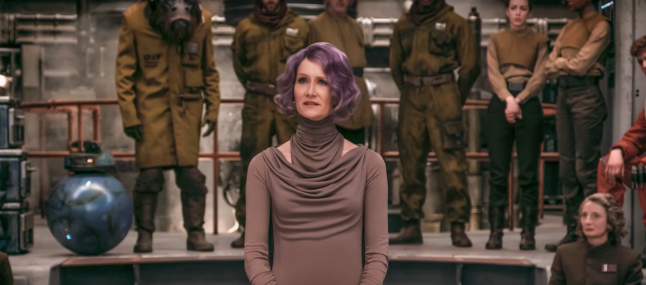 Nova foto mostra Laura Dern como a vice almirante Amilyn Holdo