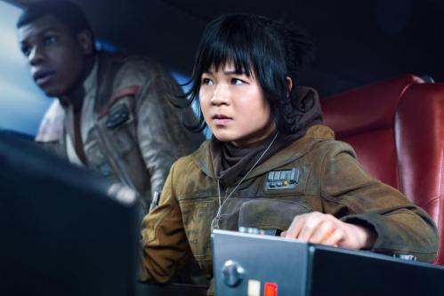 Kelly Marie Tran, atriz de Rose Tico, sofre ataques racistas na internet