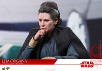 Leia ganha estatueta realista da Hot Toys