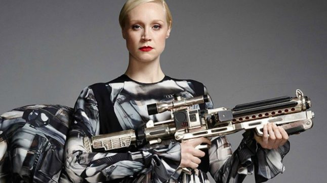 Gwendoline Christie teme pelo futuro da Capitã Phasma na franquia