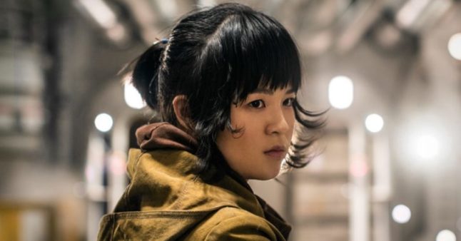 Fãs e celebridades apoiam Kelly Marie Tran, a Rose Tico, depois que ela deixou rede social