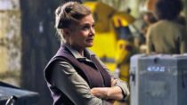 J.J. Abrams homenageia Carrie Fisher no início das filmagens do Episódio 9