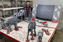 Fã de Os Últimos Jedi constrói batalha do filme com 100 mil peças de LEGO