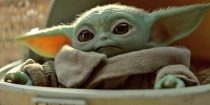 Diretor lendário caiu de amores por Baby Yoda e o tratava como se fosse real
