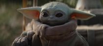 Jon Favreau revela cena dos bastidores com o Baby Yoda