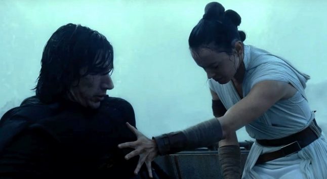 A Ascensão Skywalker – livro confirma como Rey descobriu poder de cura jedi