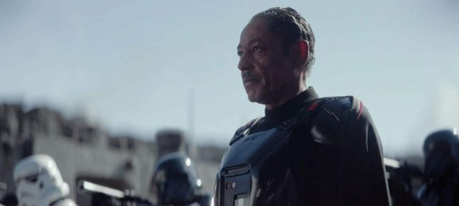 Giancarlo Esposito vai praticar para não quebrar mais sabres